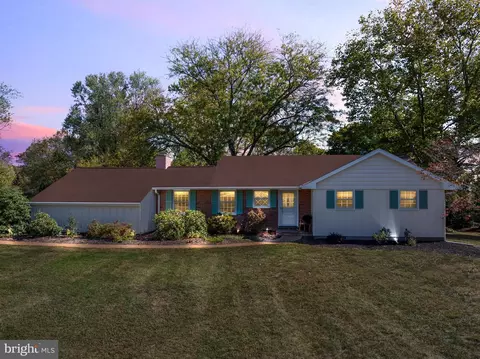 1454 Trenton Harborton Rd, Pennington, NJ 08534