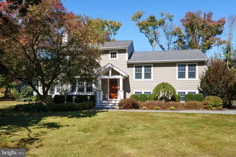 105 Shady Brook La, Princeton, NJ 08540