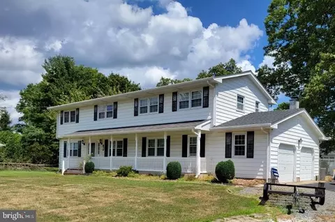 12 Currier Way, Ewing, NJ 08628