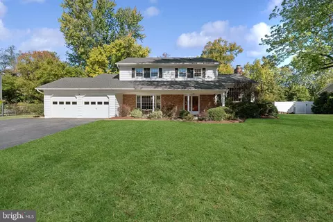15 Van Wyck Dr, Princeton Junction, NJ 08550