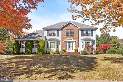 24 Jared Dr, Robbinsville, NJ 08691