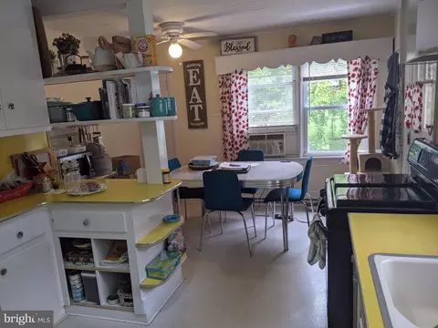 Kitchen - 2406 Nottingham Way, Hamilton, NJ 08619 photo 2 of 3