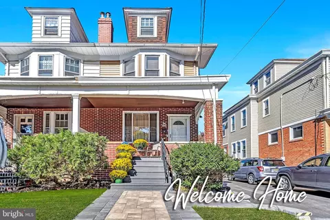345 Hillcrest Ave, Ewing, NJ 08618