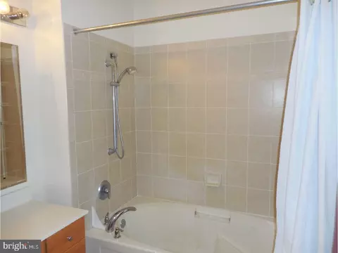 215 Masterson Ct, Ewing, NJ 08618 photo 7