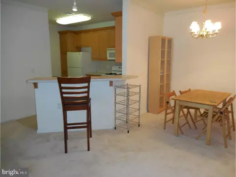 215 Masterson Ct, Ewing, NJ 08618 photo 3