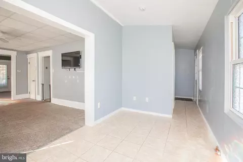 Entry Way - 810 Klockner Rd, Hamilton, NJ 08619 photo 1 of 9