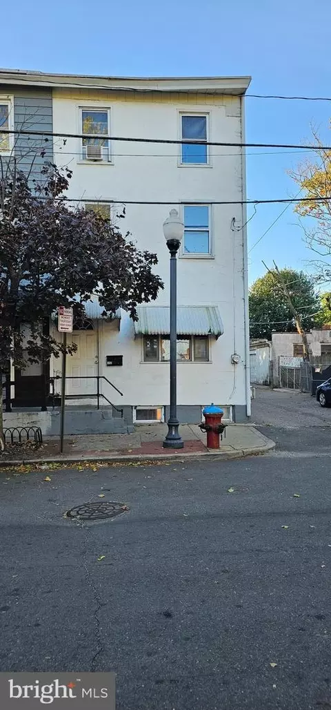 112 Roebling Ave, Trenton, NJ 08611