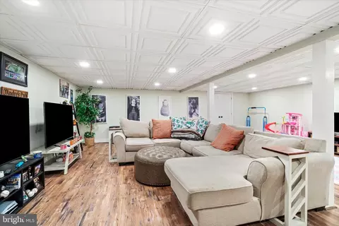 500 Walker Ave, Ewing, NJ 08628 photo 23