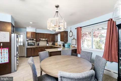 500 Walker Ave, Ewing, NJ 08628 photo 8
