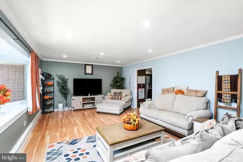 500 Walker Ave, Ewing, NJ 08628 photo 6