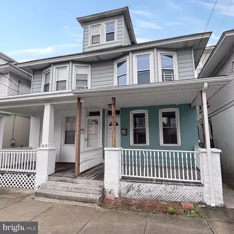 1613 Genesee St, Trenton, NJ 08610
