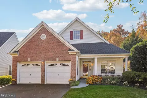 65 Rainflower La, West Windsor, NJ 08550