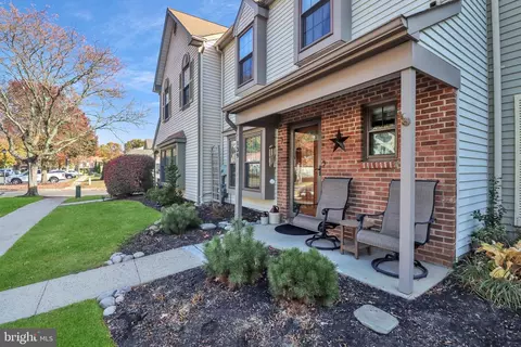 139 Tynemouth Ct, Robbinsville, NJ 08691
