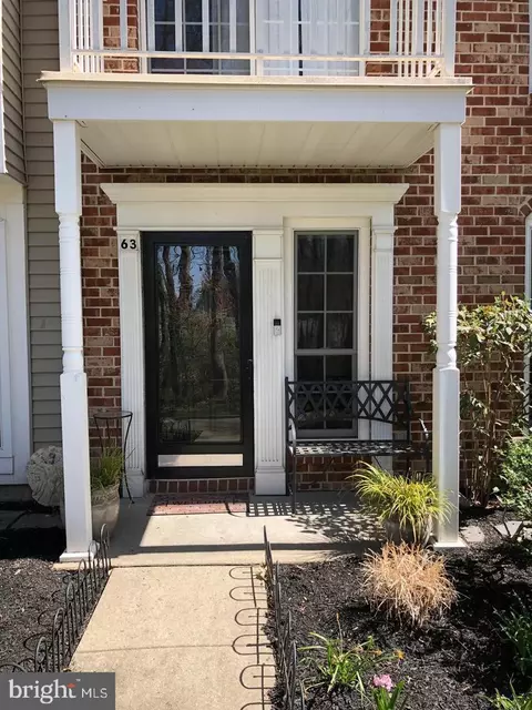 63 Chambord Ct, Hamilton, NJ 08619