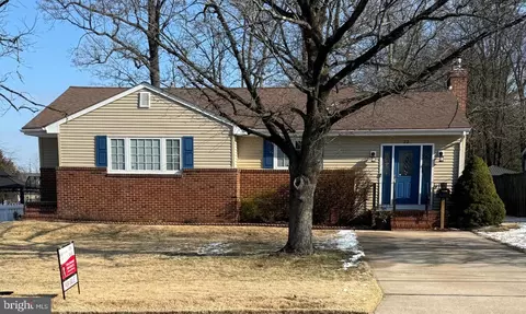 22 Decou Ave, Ewing, NJ 08628