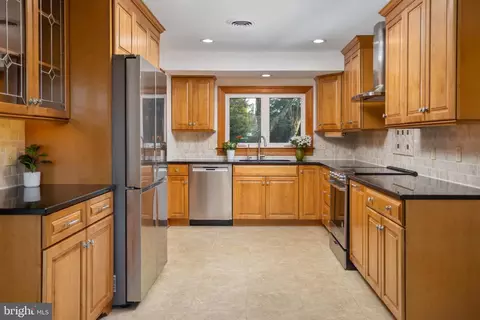 Kitchen - 15 Perry Dr, Ewing, NJ 08628 photo 1 of 3