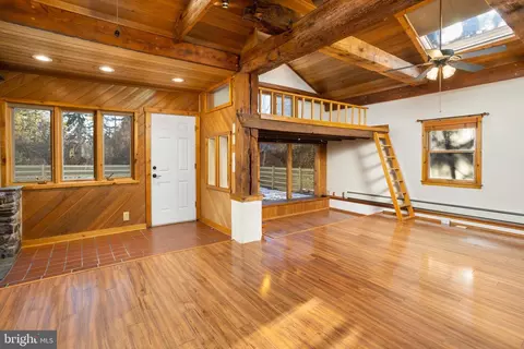 Living - 15 Perry Dr, Ewing, NJ 08628 photo 4 of 4
