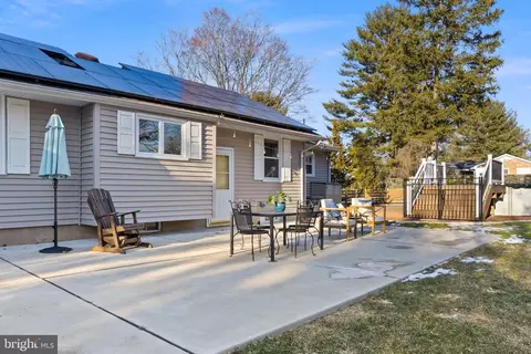 Exterior - 15 Perry Dr, Ewing, NJ 08628 photo 6 of 10