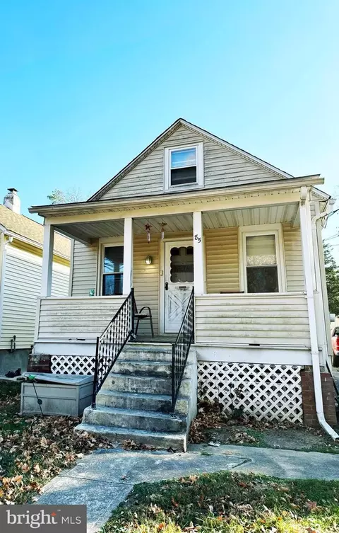 85 Green La, Ewing, NJ 08638