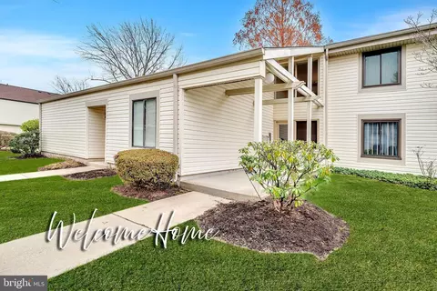2 T-2 Avon, East Windsor, NJ 08520