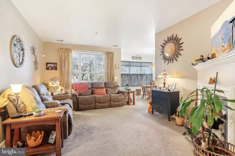 Living - 110 Kyle Way, Ewing, NJ 08628 photo 2 of 2