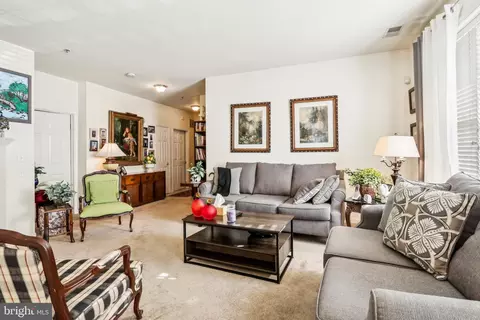 Living - 113 Kyle Way, Ewing, NJ 08628 photo 2 of 7