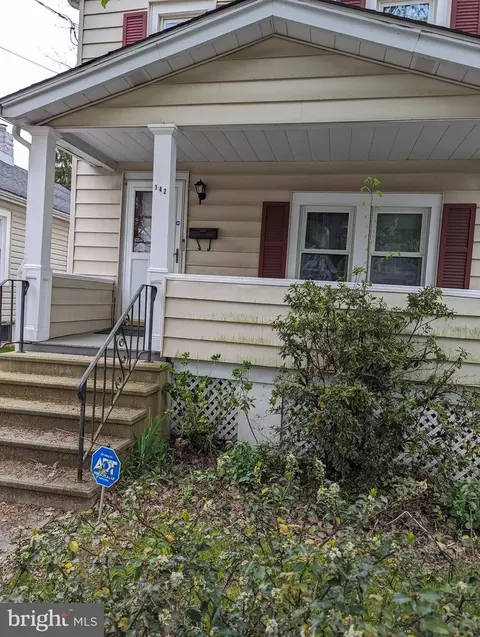 142 Birch Ave, Princeton, NJ 08542