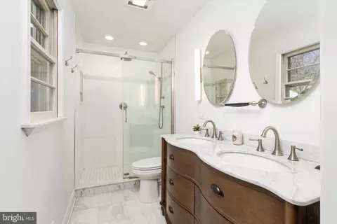 Bath - 42 Willis Dr, Ewing, NJ 08628 photo 3 of 6