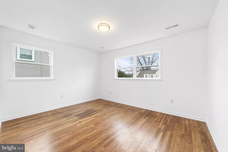 Bedroom - 9 Tekening Way, Hamilton, NJ 08690 photo 3 of 6