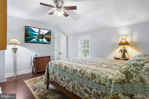 Bedroom - 844 River Rd, Ewing, NJ 08628 photo 4 of 4