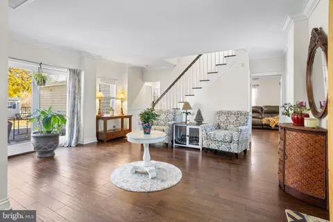 Entry Way - 844 River Rd, Ewing, NJ 08628 photo 2 of 7