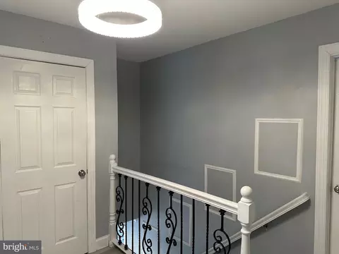 Entry Way - 28 Cold Spring Rd, Hamilton, NJ 08619 photo 7 of 8