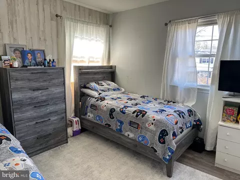 Bedroom - 28 Cold Spring Rd, Hamilton, NJ 08619 photo 3 of 5