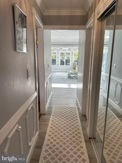 Entry Way - 28 Cold Spring Rd, Hamilton, NJ 08619 photo 4 of 8
