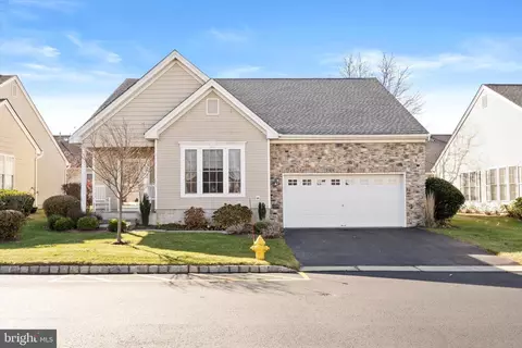 49 Chickadee Way, Hamilton, NJ 08690