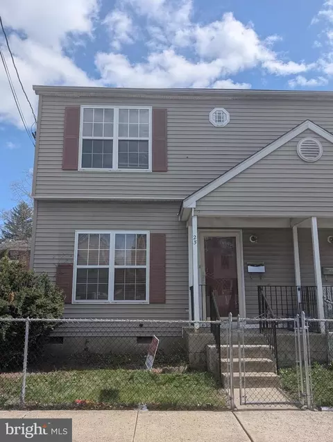 425 Euclid Ave, Trenton, NJ 08609