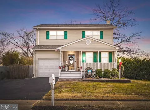 12 Damon Ave, Hamilton, NJ 08610