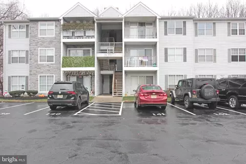 16 Aspen Ct, Hamilton, NJ 08619