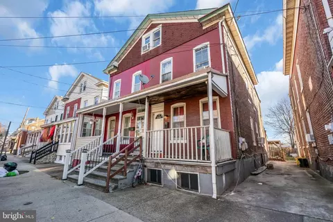 47 Liberty St, Trenton, NJ 08611