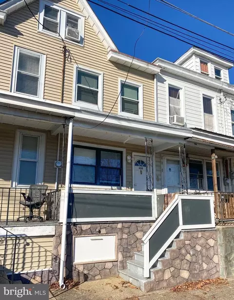 608 Pennsylvania Ave, Trenton, NJ 08638