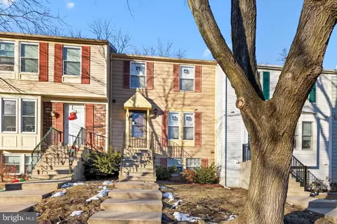 18 Abbott Farm Ct, Trenton, NJ 08610