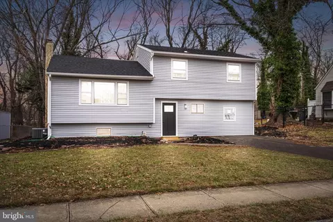 72 Kino Blvd, Hamilton, NJ 08619