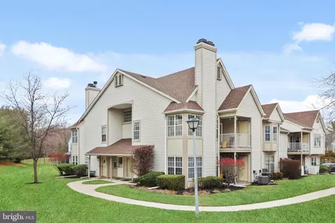 378 Andover Pl, Robbinsville, NJ 08691