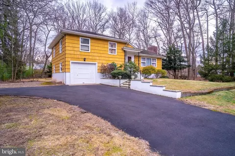 43 Berrien Ave, Princeton Junction, NJ 08550