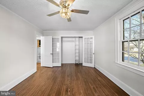 Bedroom - 2046 Pennington Rd, Ewing, NJ 08618 photo 6 of 6