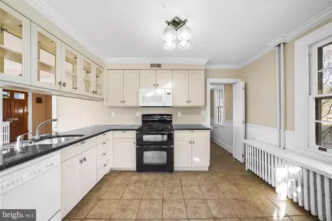 Kitchen - 2046 Pennington Rd, Ewing, NJ 08618 photo 1 of 2