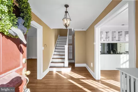 Entry Way - 2046 Pennington Rd, Ewing, NJ 08618 photo 4 of 4