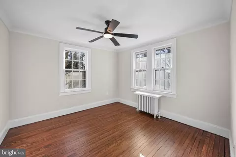 Bedroom - 2046 Pennington Rd, Ewing, NJ 08618 photo 3 of 6