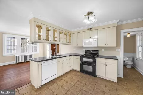 Kitchen - 2046 Pennington Rd, Ewing, NJ 08618 photo 2 of 2