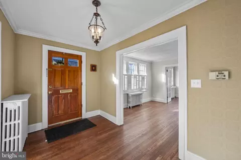 Entry Way - 2046 Pennington Rd, Ewing, NJ 08618 photo 1 of 4
